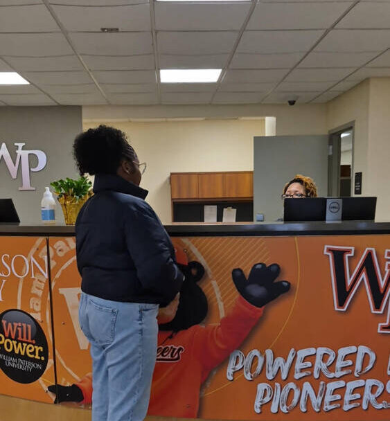 Kaminda ta largu (3): ‘Ta manera ku tur kos ta mas organisá na Merka’