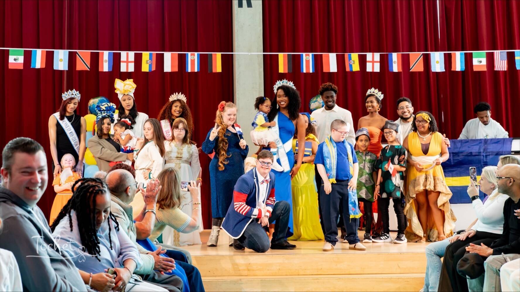 Mia Gravenhorst (9) – ‘Na Hulanda e por partisipá fásilmente’