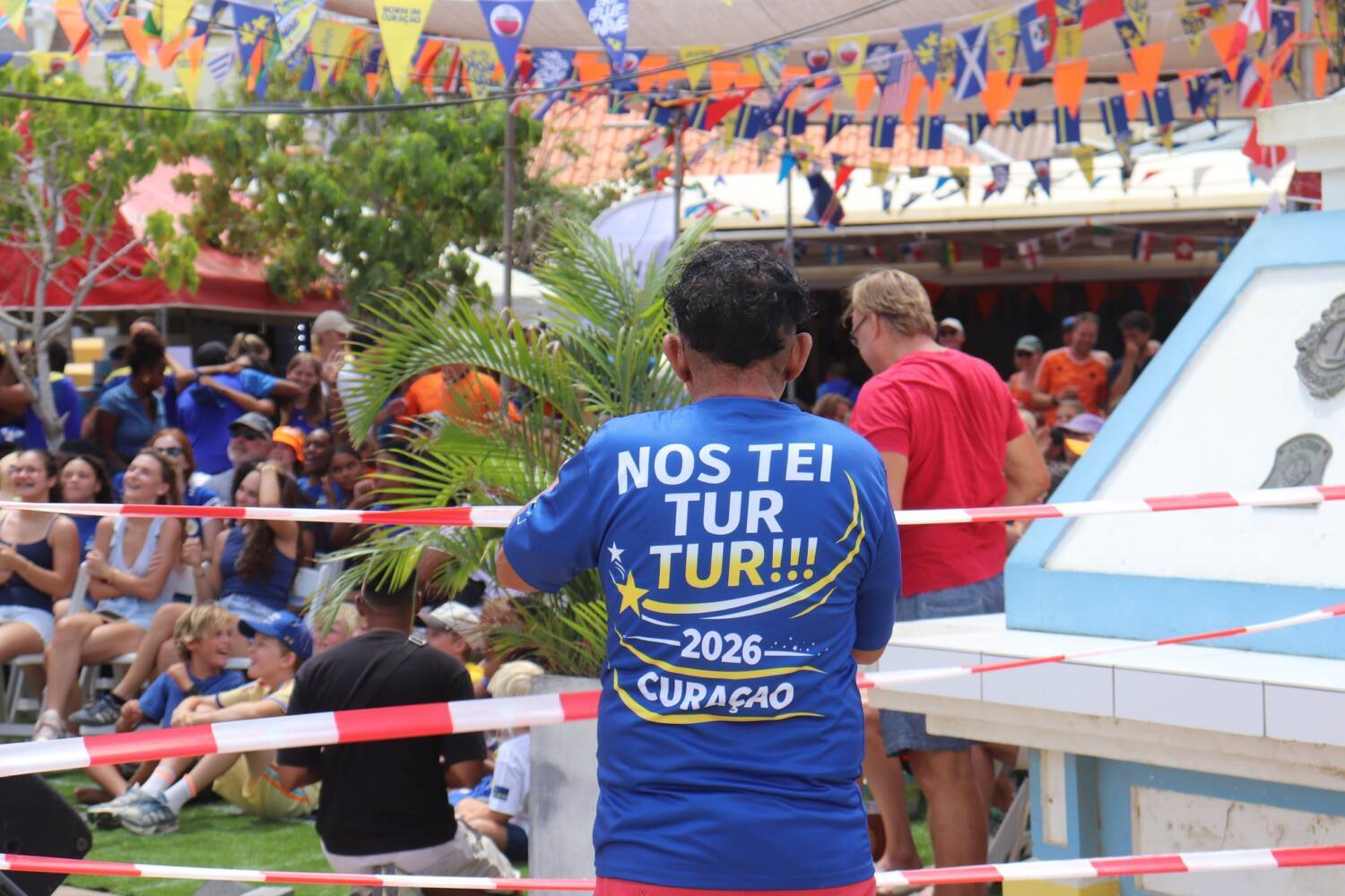 Boneiru tambe den gara di Blue Wave: ‘Un solo soño huntu’
